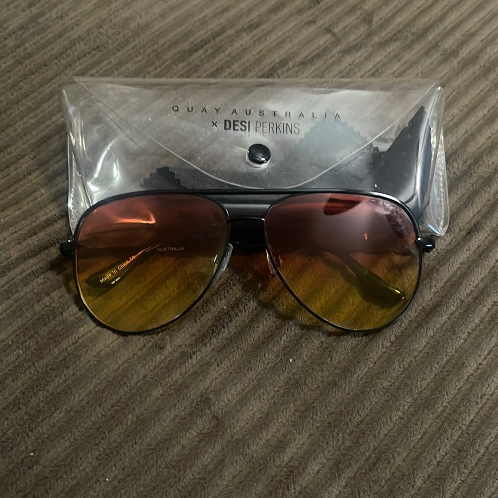 QUAY AUSTRALIA x DESI PERKINS HIGH KEY